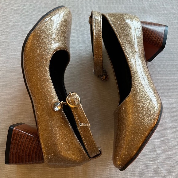 Gold Glitter Bobbie Pumps Size 39 - Picture 9 of 13